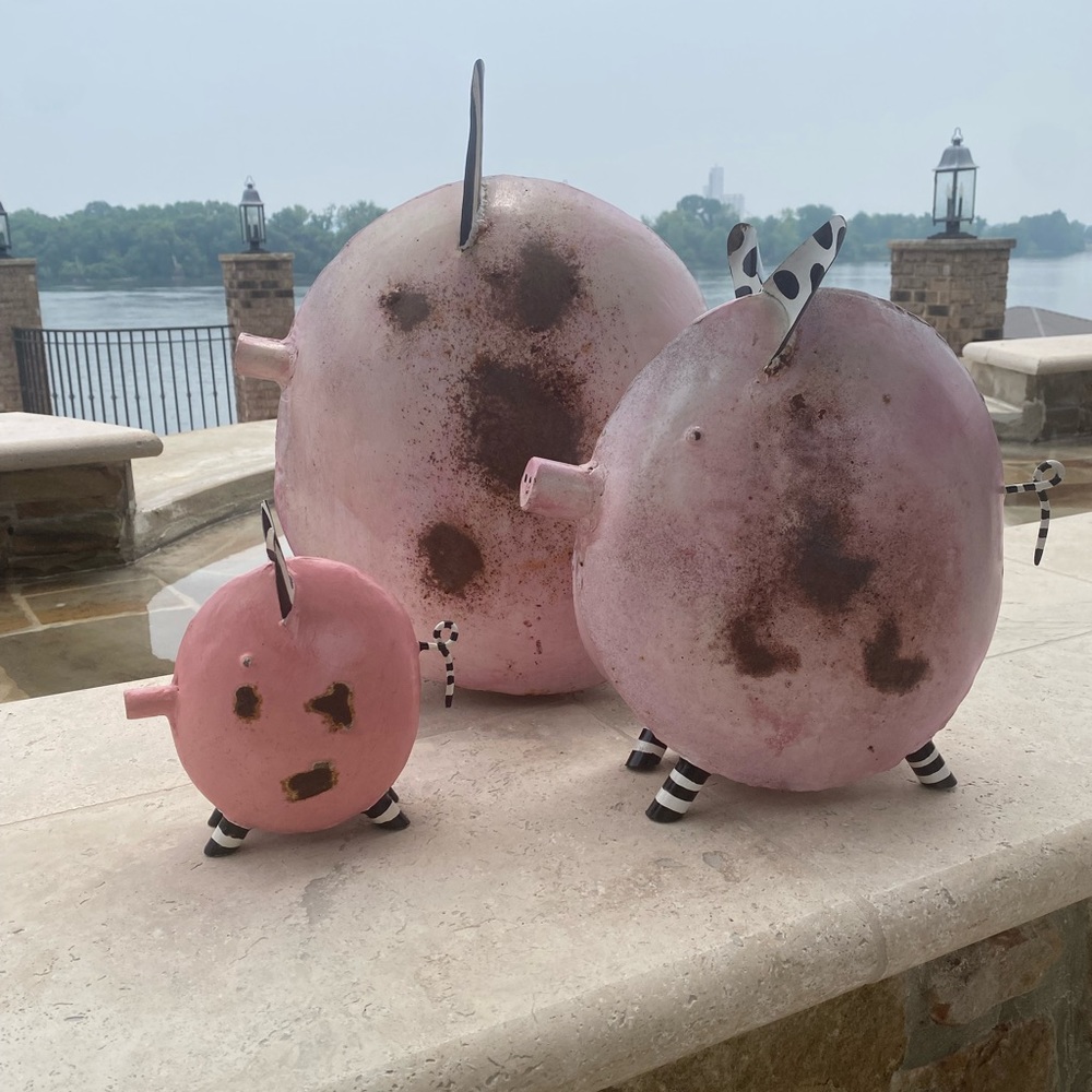 MacKenzie-Childs FULL Set of 3 “3 Little Pigs” metal/iron Barnyard Pigs